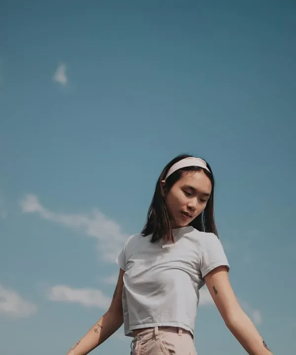kham pha the gioi thoi trang toi gian danh cho nu ep tung chi tiet