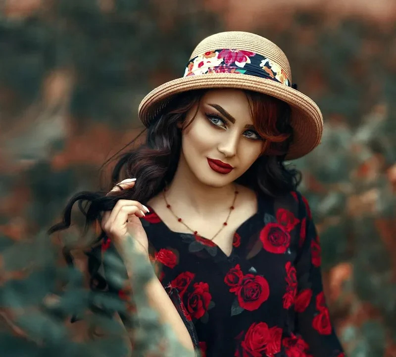 phong cach thoi trang truyen thong cach tan goi nho va hien ai hoa di san